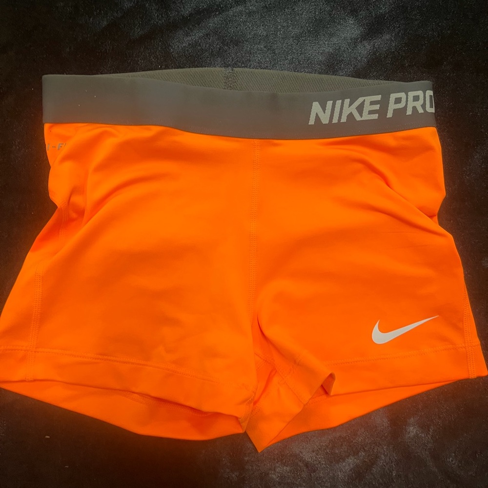 Nike pro athletic shorts